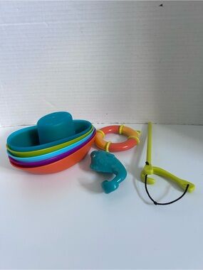 Stacking Bath Toy Set plus Fishing rod, fish & float 8 pc